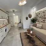 דירה Aleria Naxos City